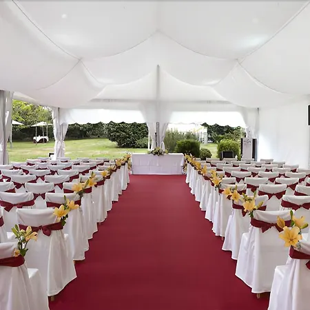 布兰科酒店及水疗中心 4*