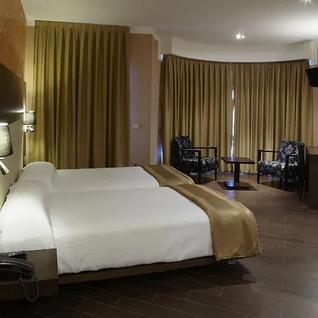 布兰科酒店及水疗中心 4*